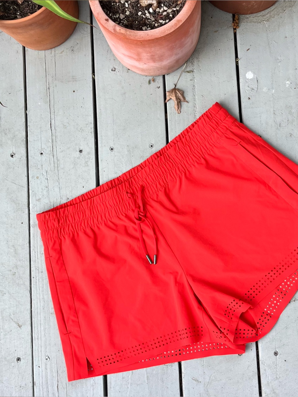Athleta beachy red shorts size 12